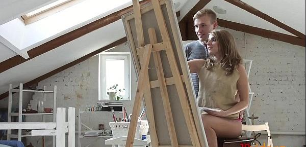 18videoz - Beautiful painter Sofi Goldfinger trying anal